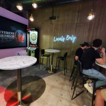 511 Bar & Lounge - Cocktail Bars Near Me - Fort Lauderdale, Florida 511 Bar & Lounge - Cocktail Bars Near Me - Fort Lauderdale, Florida