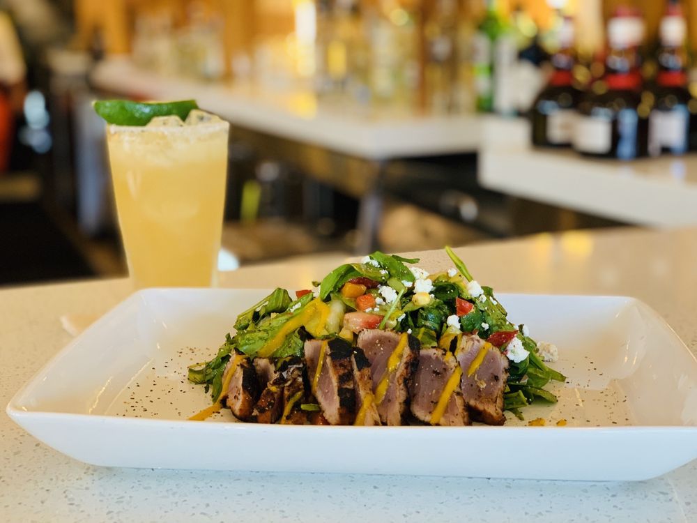 HUGO’S INVITADOS Updated September 2024 1620 Photos & 984 Reviews