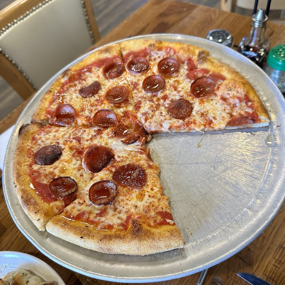 Pepperoni pizza