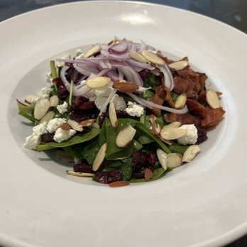 Sams Cafe - Baby spinach and goat cheese salad - Breakfast & Brunch Near Me - Half Moon Bay, California Sams Cafe - Baby spinach and goat cheese salad - Breakfast & Brunch Near Me - Half Moon Bay, California