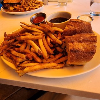 The Bellevue Chicago - Does this look like a $33 French dip? No, it does not. - New American Near Me - Chicago, Illinois The Bellevue Chicago - Does this look like a $33 French dip? No, it does not. - New American Near Me - Chicago, Illinois