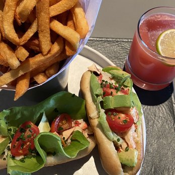 Faubourg Montclair - Lobster roll - French Near Me - Montclair, New Jersey Faubourg Montclair - Lobster roll - French Near Me - Montclair, New Jersey