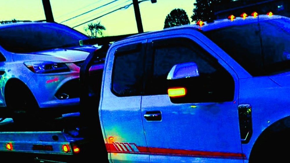 HEROES TOWING & ROADSIDE RESCUE East McKeesport, Pennsylvania