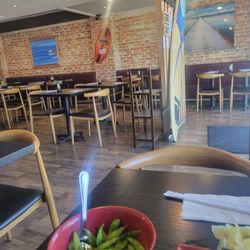 California Roll & Sushi - Inside the cafe
