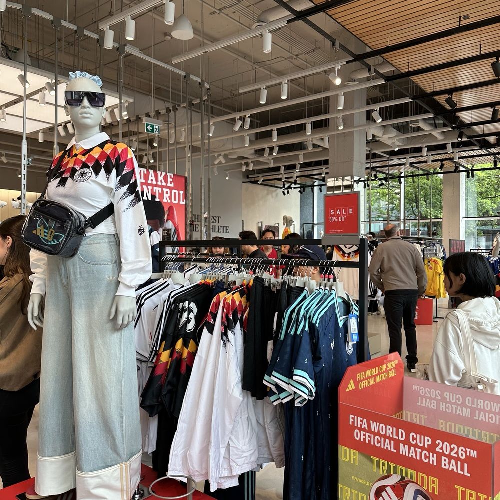 Adidas - Accessories Near Me - Vancouver, British Columbia
