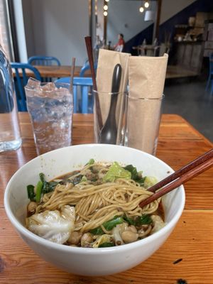 Noodle/Bar by null