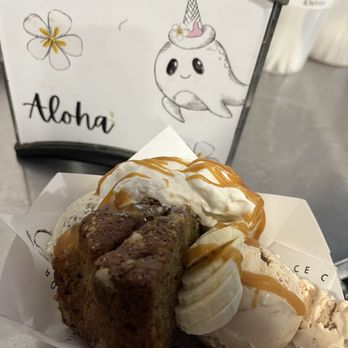 Penny's Ice Cream Parlor & Cafe - Banana bread ice cream sundae (double) - Coffee & Tea Near Me - Lahaina, Hawaii