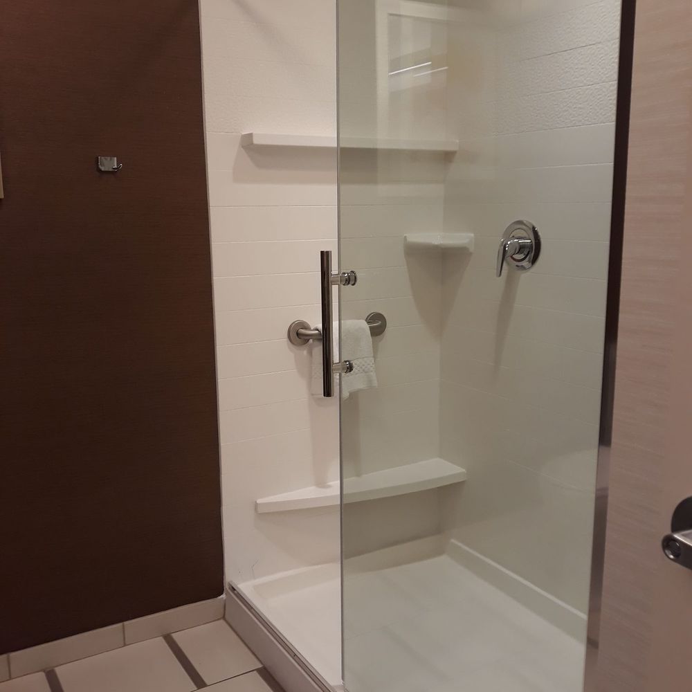 Fairfield - Big shower - Hotels Near Me - Columbus, Ohio Fairfield - Big shower - Hotels Near Me - Columbus, Ohio