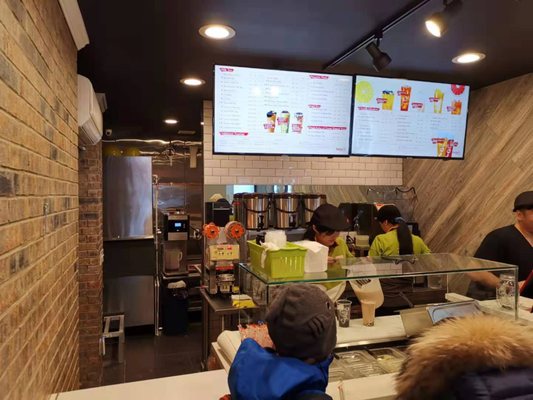 CoCo Fresh Tea & Juice by null