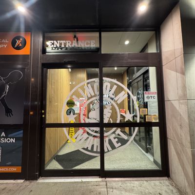 LINCOLN MARKET by null