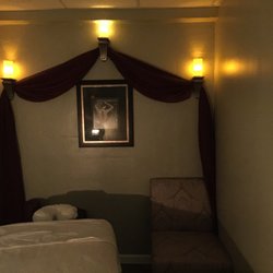 Peaceful Image Salon - Picture of the massage therapy room.  Massages offered by a licensed and certified massage therapist.