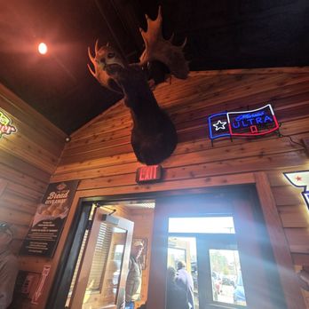 Texas Roadhouse - Waiting area - Steakhouses Near Me - Magnolia, Texas Texas Roadhouse - Waiting area - Steakhouses Near Me - Magnolia, Texas