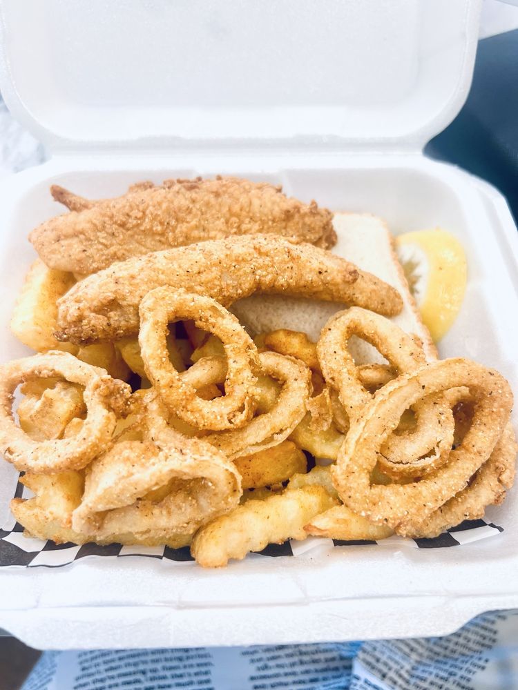 Fishland Fish Market Logo