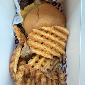 YoYo Chicken - Desserts Near Me - Fresh Meadows, New York