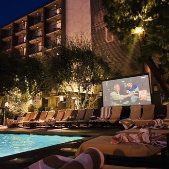 The Garland - Hotels Near Me - North Hollywood, California The Garland - Hotels Near Me - North Hollywood, California
