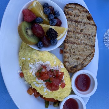 Harbor Breakfast - Omelet with avocado, marinated beef, tomatoes and cheese was divine! - Diners Near Me - San Diego, California Harbor Breakfast - Omelet with avocado, marinated beef, tomatoes and cheese was divine! - Diners Near Me - San Diego, California