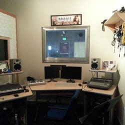 Chop's Teen Club - Kickass sound studio