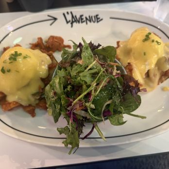 L’Avenue - Spicy Chicken Benny - Breakfast & Brunch Near Me - Toronto, Ontario L’Avenue - Spicy Chicken Benny - Breakfast & Brunch Near Me - Toronto, Ontario