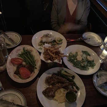 Bea - Cocktail Bars Near Me - New York, New York