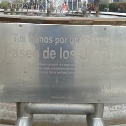 Paseo de los Sueños - La placa conmemorativa