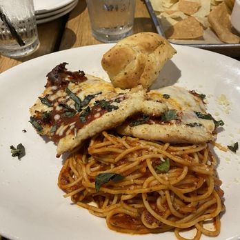 BJ's Restaurant & Brewhouse - Italian Chicken Parmigiana Pasta - American Near Me - Temple, Texas BJ's Restaurant & Brewhouse - Italian Chicken Parmigiana Pasta - American Near Me - Temple, Texas