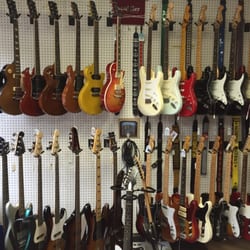 Wade's Guitar Shop