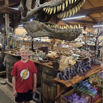 Elijah Mountain Gem Mine - Kids Activities Near Me - Hendersonville, North Carolina