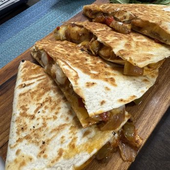Big C’s Italian Grill - Shrimp Quesadilla - Food Trucks Near Me - Scotch Plains, New Jersey