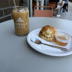 Jubala Coffee - North Hills - Iced dirty chai latte, wildflower biscuit