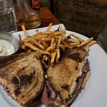 Hopleaf Bar - Brisket Rueben - Gastropubs Near Me - Chicago, Illinois Hopleaf Bar - Brisket Rueben - Gastropubs Near Me - Chicago, Illinois