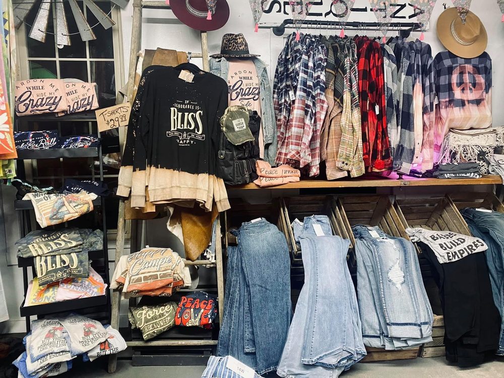 THE OLE MILL COUNTRY STORE Updated October 2024 46 Photos 126 N