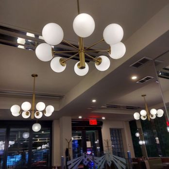 Gracie's on 2nd Diner - The Art deco inspired lights!! - Diners Near Me - New York, New York