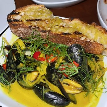 Armsby Abbey - Mussels - New American Near Me - Worcester, Massachusetts