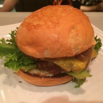 Burger Lounge - Little burger with gluten free bun - Burgers Near Me - La Jolla, California Burger Lounge - Little burger with gluten free bun - Burgers Near Me - La Jolla, California