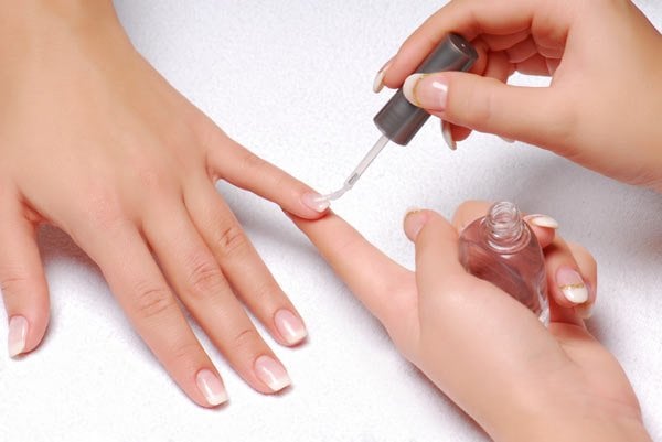Expert Nails and Hair Logo