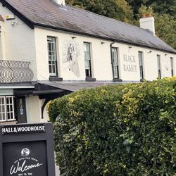The Black Rabbit - Hall & Woodhouse - Outside