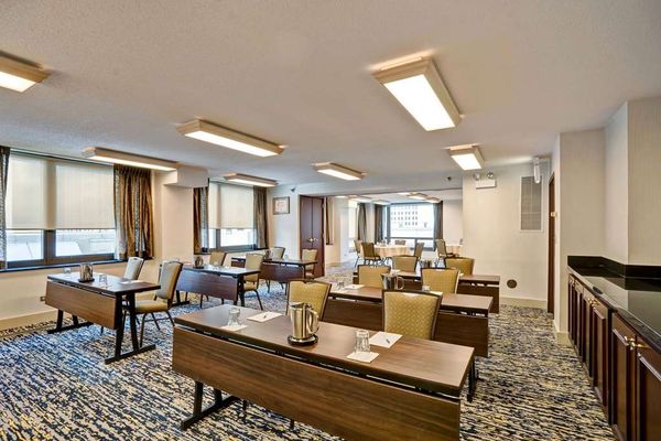 Homewood Suites by Hilton Chicago-Downtown by null