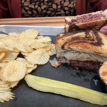 Beeman's Family Restaurant - Reuben w chips - Seafood Near Me - Sayre, Pennsylvania Beeman's Family Restaurant - Reuben w chips - Seafood Near Me - Sayre, Pennsylvania