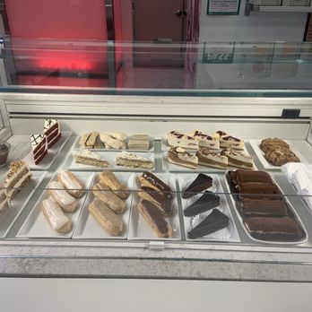 Zaza Espresso Bar - Cake display - Coffee & Tea Near Me - Toronto, Ontario Zaza Espresso Bar - Cake display - Coffee & Tea Near Me - Toronto, Ontario