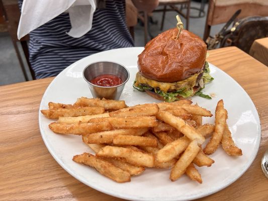 Ashland Hill by null