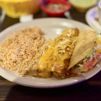 El Burrito - Lunch special 8, burrito & taco - Mexican Near Me - Liberty, Texas El Burrito - Lunch special 8, burrito & taco - Mexican Near Me - Liberty, Texas