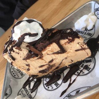 Smoke & Fire Social Eatery - Mudpie - Comfort Food Near Me - Paramount, California Smoke & Fire Social Eatery - Mudpie - Comfort Food Near Me - Paramount, California