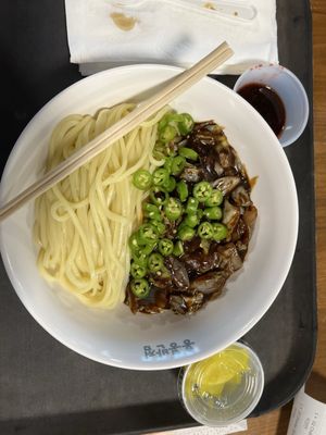 Paik’s Noodle by null