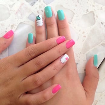 Trending Nails Spa - The original design I wasn't too happy with - Waxing Near Me - San Jose, California Trending Nails Spa - The original design I wasn't too happy with - Waxing Near Me - San Jose, California