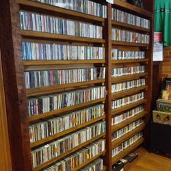 Blackbird Records - They have CDs too!