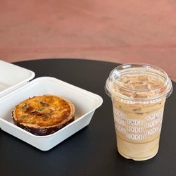 Bodhi Leaf Coffee Traders - Roasted Veggie Quiche & Iced Latte
