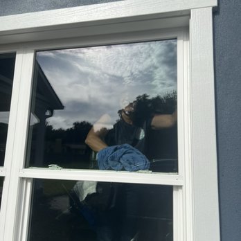 Squeegeez - Residential window cleaning - Gutter Services Near Me Squeegeez - Residential window cleaning - Gutter Services Near Me