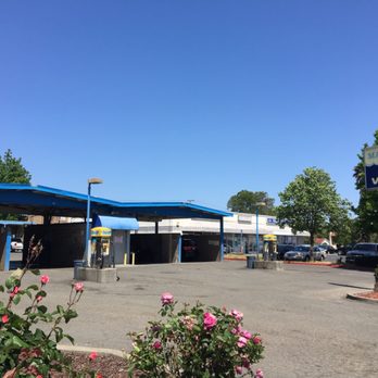 Fairfield Magic Wand Car Wash - 5 self-serve car wash bays, and 8 vacuums - Car Wash Near Me - Fairfield, California Fairfield Magic Wand Car Wash - 5 self-serve car wash bays, and 8 vacuums - Car Wash Near Me - Fairfield, California