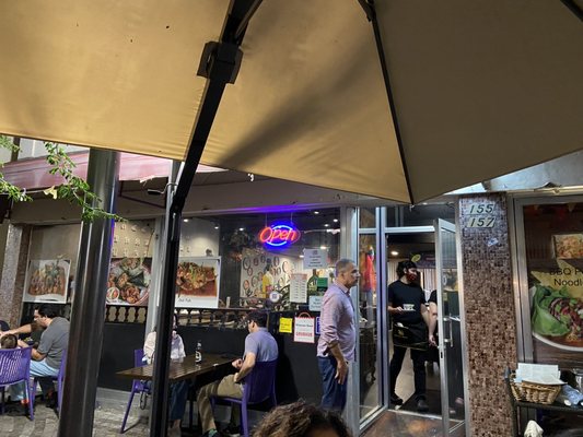 Khaosan Road Coral Gables by null