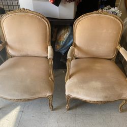 California Veterans Thrift - These chairs were relatively unworn but no price shown